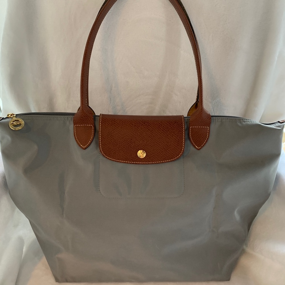 Longchamp Le Pliage Medium Tote